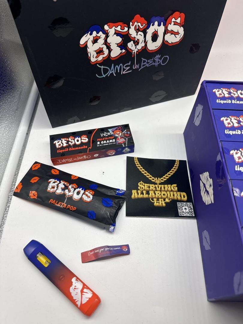 Besos-2G-Disposable-Halloween-Edition.jpg