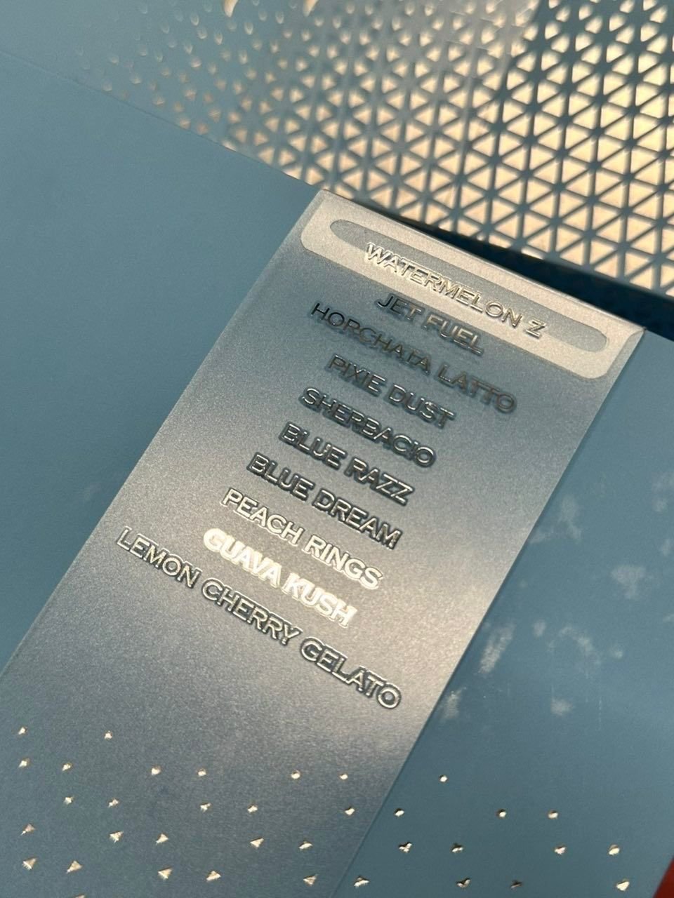 Mad-Labs-2G-Disposable-Gold-Edition-1.jpg
