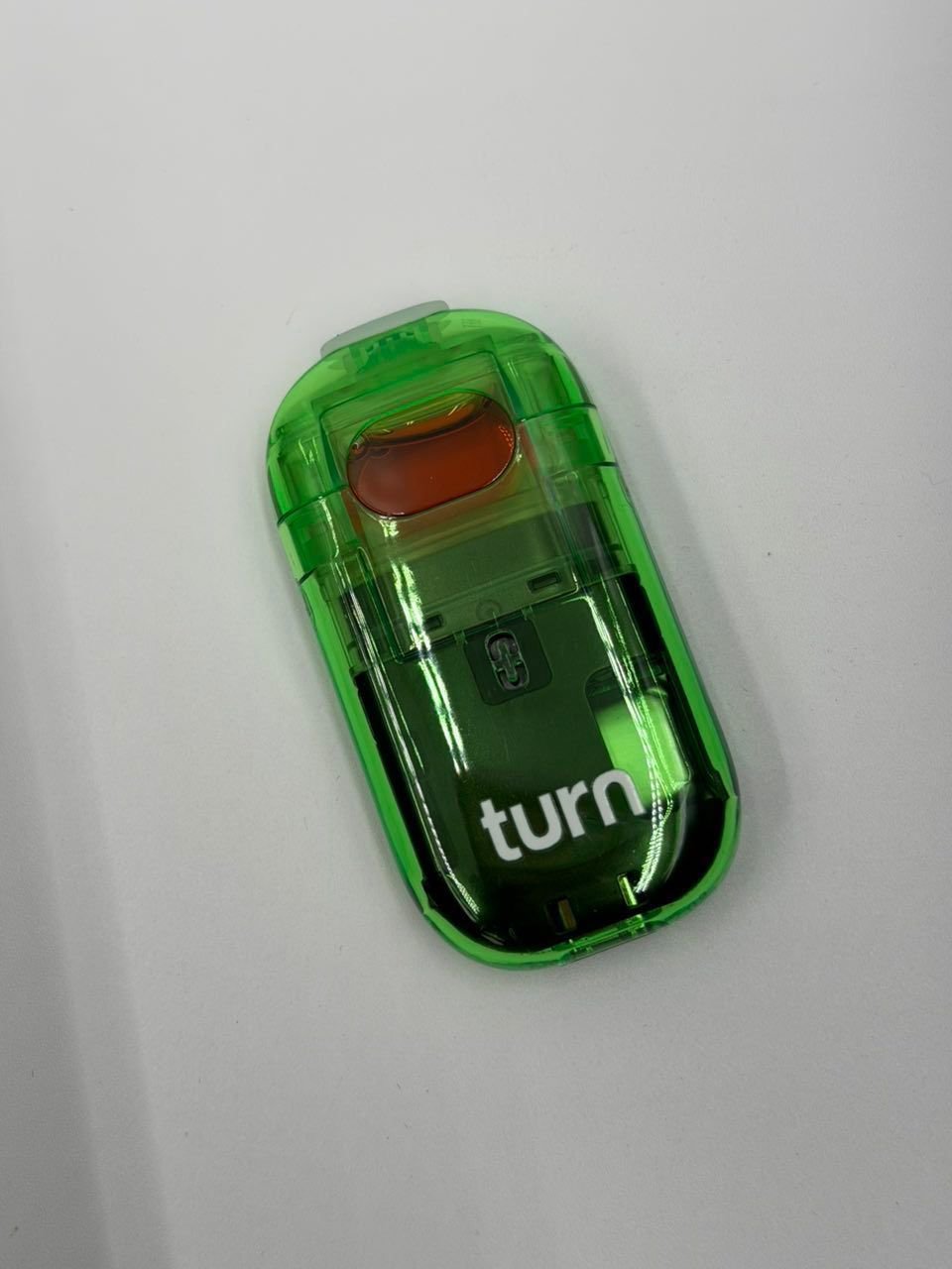 Turn-Retrovision-2G-Disposable-.jpg
